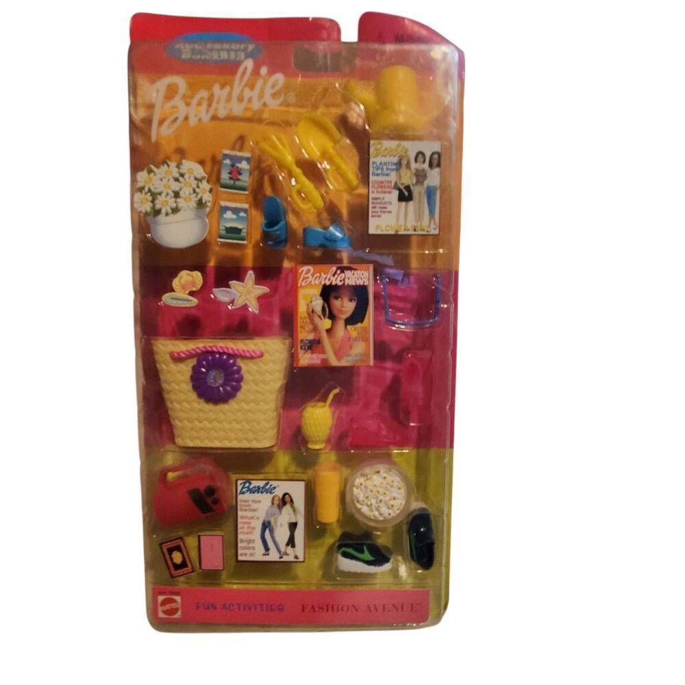 Vintage Barbie Fun Activity Fashion Avenue Accessory Pack – New Sealed